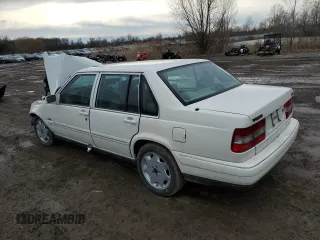 1996 Volvo 960 z VIN YV1KS9607T1082316, wystawiony jako Copart lot #44274985 z przebiegiem 71 948 mil mil oraz Szkody całkowita. Historia ofert i sprzedaży dostępna na DreamBid. Obrazek 2.