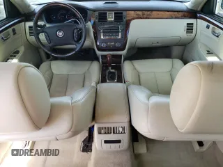 2009 Cadillac DTS 1SC z VIN 1G6KD57Y69U127768, wystawiony jako Copart lot #72415494 z przebiegiem 97 811 mil mil oraz Szkoda całkowita • Salvage title. Historia ofert i sprzedaży dostępna na DreamBid. Obrazek 8.