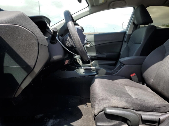 2014 Honda Civic LX z VIN 19XFB2F53EE260538, wystawiony jako Copart lot #56511555 z przebiegiem 132 121 mil mil oraz Szkoda całkowita • Salvage title. Historia ofert i sprzedaży dostępna na DreamBid. Obrazek 7.