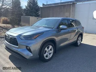 2021 Toyota Highlander L with VIN 5TDBZRBH5MS094921, listed as a Copart auction lot 46280235 with 51,882 mi miles and Clean Title. Bid and sale history available at carsss.com. Image 2.