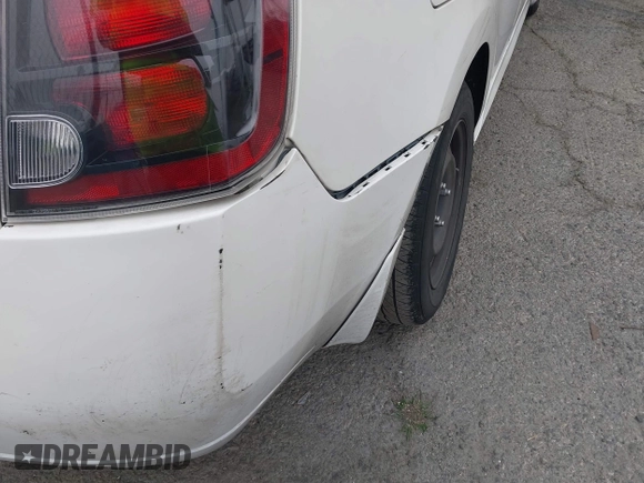 2012 Nissan Sentra S with VIN 3N1AB6APXCL765417, listed as a IAAI auction lot 42184288 with 179,550 mi miles and . Bid and sale history available at DreamBid. Image 12.