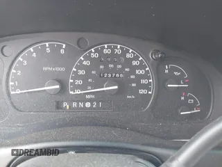 1998 Mercury Mountaineer with VIN 4M2ZU54E6WUJ22663, listed as a IAAI auction lot 42050047 with 123,766 mi miles and . Bid and sale history available at DreamBid. Image 7.