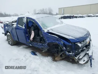 2016 Chevrolet Colorado 4WD Z71 z VIN 1GCHTDE35G1347123, wystawiony jako IAAI lot #41150850 z przebiegiem 70 301 mil mil oraz . Historia ofert i sprzedaży dostępna na DreamBid. Obrazek 1.