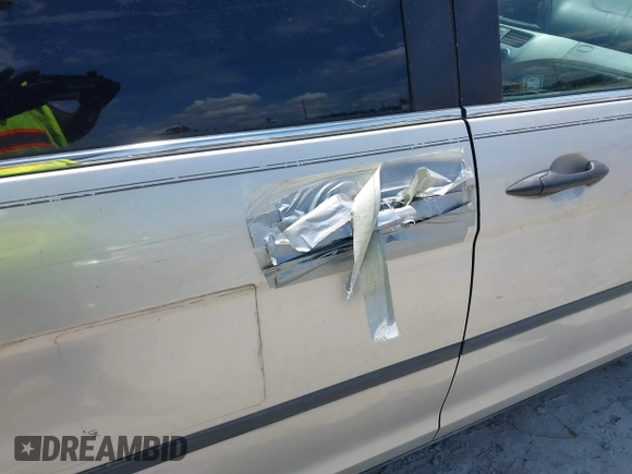 2005 Honda Odyssey LX with VIN 5FNRL38295B038177, listed as a IAAI auction lot 42618657 with 260,881 mi miles and . Bid and sale history available at DreamBid. Image 6.