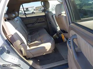 2001 Toyota Sequoia Limited with VIN 5TDBT48A21S027820, listed as a IAAI auction lot 41874513 with 237,717 mi miles. Bid and sale history available at carsss.com. Image 8.