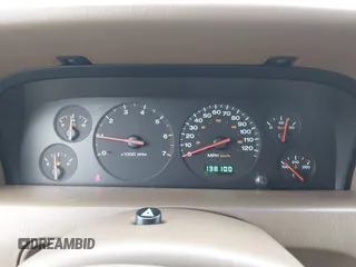 2000 Jeep Grand Cherokee Limited with VIN 1J4GW58S8YC361416, listed as a IAAI auction lot 42342095 with 138,100 mi miles and . Bid and sale history available at DreamBid. Image 7.