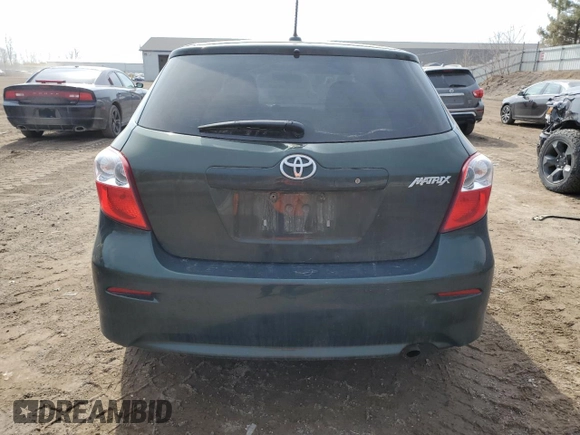 2011 Toyota Matrix z VIN 2T1KU4EE4BC604605, wystawiony jako Copart lot #48690655 z przebiegiem 115 942 mil mil oraz Czysty tytuł • Clean title. Historia ofert i sprzedaży dostępna na DreamBid. Obrazek 6.