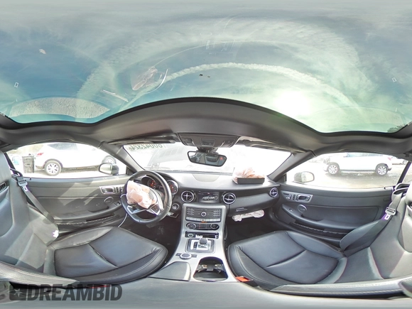 2018 Mercedes-Benz SLC 300 z VIN WDDPK3JA4JF155592, wystawiony jako Copart lot #80042324 z przebiegiem 89 312 mil mil oraz Szkoda całkowita • Salvage title. Historia ofert i sprzedaży dostępna na DreamBid. Obrazek 14.