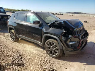 2019 Jeep Compass High Altitude z VIN 3C4NJDCBXKT670605, wystawiony jako Copart lot #84103494 z przebiegiem 76 347 mil mil oraz Szkoda całkowita • Salvage title. Historia ofert i sprzedaży dostępna na DreamBid. Obrazek 4.