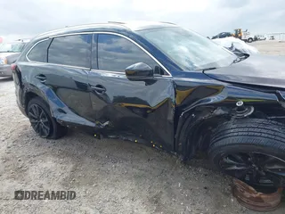 2022 Mazda CX-9 Touring Plus z VIN JM3TCBAYXN0613830, wystawiony jako IAAI lot #41942849 z przebiegiem 50 193 mil mil oraz . Historia ofert i sprzedaży dostępna na DreamBid. Obrazek 18.