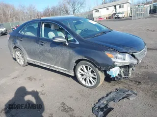 2010 Lexus HS 250h with VIN JTHBB1BA5A2001826, listed as a IAAI auction lot 41446582 with 197,871 mi miles and . Bid and sale history available at DreamBid. Image 1.