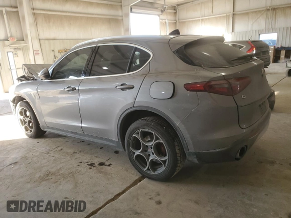 2018 Alfa Romeo Stelvio Ti z VIN ZASFAKBNXJ7B80163, wystawiony jako Copart lot #41805085 z przebiegiem Nie podano mil oraz Szkoda całkowita • Salvage title. Historia ofert i sprzedaży dostępna na DreamBid. Obrazek 2.