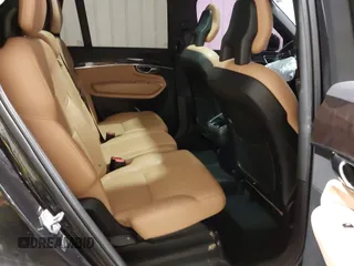 2016 Volvo XC90 T6 Momentum with VIN YV4A22PK0G1044972, listed as a IAAI auction lot 41636446 with 108,566 mi miles. Bid and sale history available at carsss.com. Image 8.
