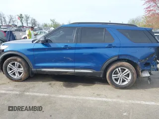 2020 Ford Explorer XLT z VIN 1FMSK8DH4LGB25267, wystawiony jako IAAI lot #42092228 z przebiegiem 105 532 mil mil oraz . Historia ofert i sprzedaży dostępna na DreamBid. Obrazek 14.
