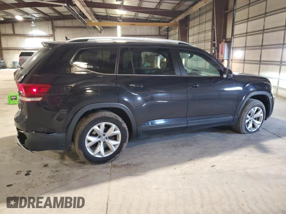 2018 Volkswagen Atlas SE with VIN 1V2LR2CA3JC507766, listed as a Copart auction lot 52776225 with 152,480 mi miles and Salvage title. Bid and sale history available at DreamBid. Image 3.