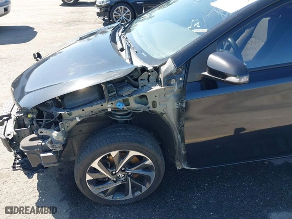 2018 Toyota Corolla iM with VIN JTNKARJE3JJ559330, listed as a IAAI auction lot 41817975 with NaN miles. Bid and sale history available at carsss.com. Image 19.
