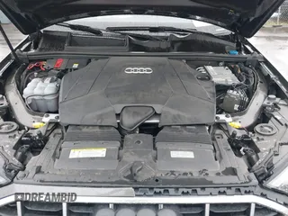 2020 Audi Q7 Premium with VIN WA1AXAF77LD003544, listed as a IAAI auction lot 41819088 with 52,637 mi miles and . Bid and sale history available at DreamBid. Image 10.