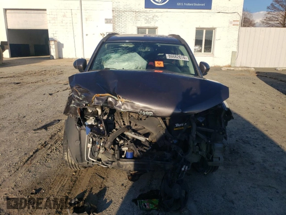2015 Jeep Compass High Altitude Edition with VIN 1C4NJDEB8FD395566, listed as a Copart auction lot 86682874 with 198,560 mi miles and Salvage Title. Bid and sale history available at carsss.com. Image 5.