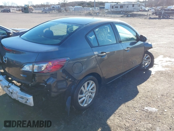 2012 Mazda Mazda3 i Grand Touring with VIN JM1BL1W82C1631267, listed as a IAAI auction lot 41633356 with 158,861 mi miles. Bid and sale history available at carsss.com. Image 4.