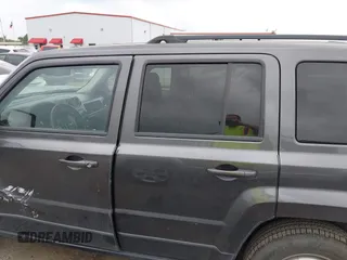 2016 Jeep Patriot Sport with VIN 1C4NJPBA8GD600091, listed as a IAAI auction lot 41958273 with 165,876 mi miles and . Bid and sale history available at carsss.com. Image 15.