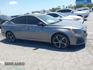 2024 Nissan Altima SR with VIN 1N4BL4CV6RN377307, listed as a IAAI auction lot 42229384 with 8,117 mi miles and . Bid and sale history available at DreamBid. Image 14.