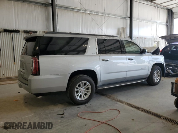 2016 GMC Yukon XL SLE z VIN 1GKS2FKC9GR389356, wystawiony jako Copart lot #53828805 z przebiegiem 119 892 mil mil oraz Szkody całkowita. Historia ofert i sprzedaży dostępna na DreamBid. Obrazek 3.