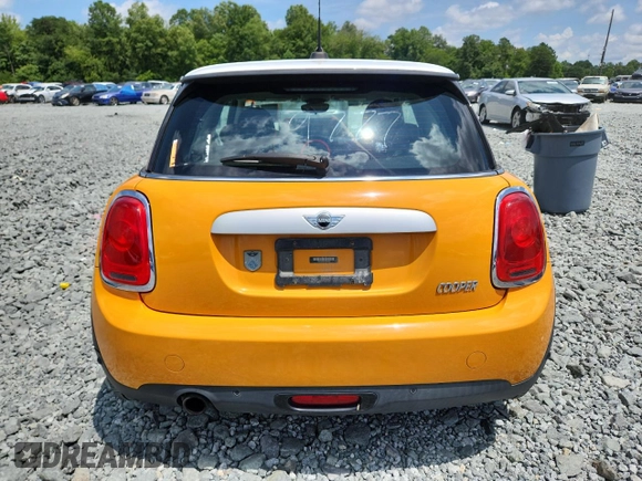 2015 MINI Hardtop z VIN WMWXM5C50F3A57281, wystawiony jako Copart lot #64920085 z przebiegiem 125 537 mil mil oraz Szkoda całkowita • Salvage title. Historia ofert i sprzedaży dostępna na DreamBid. Obrazek 6.
