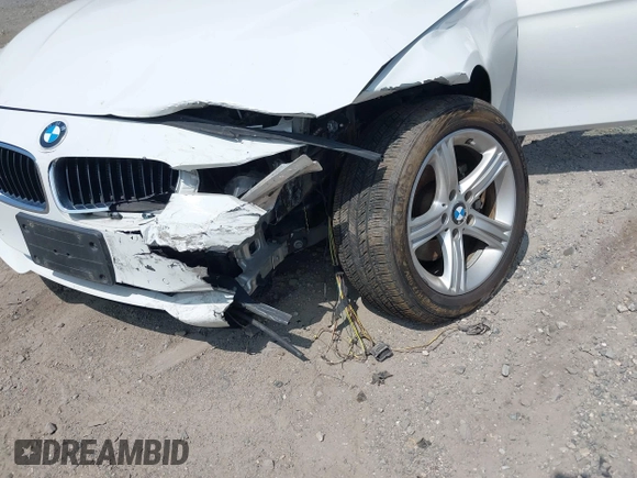 2015 BMW 3 Series 328i xDrive with VIN WBA3B5G56FNS15848, listed as a IAAI auction lot 42537645 with 121,742 mi miles and . Bid and sale history available at DreamBid. Image 6.