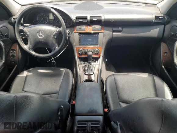 2007 Mercedes-Benz C 280 Luxury with VIN WDBRF92H77F900526, listed as a Copart auction lot 62255205 with 135,145 mi miles and Clean title. Bid and sale history available at DreamBid. Image 8.