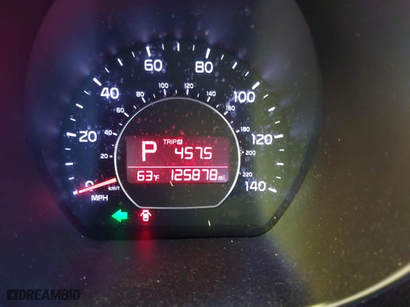 2014 Kia Soul with VIN KNDJN2A2XE7046709, listed as a IAAI auction lot 41756188 with 125,878 mi miles. Bid and sale history available at carsss.com. Image 7.