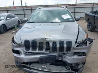 2016 Jeep Cherokee Limited z VIN 1C4PJLDB8GW242938, wystawiony jako IAAI lot #42168004 z przebiegiem 159 251 mil mil oraz . Historia ofert i sprzedaży dostępna na DreamBid. Obrazek 12.
