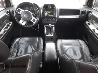 2016 Jeep Compass Latitude z VIN 1C4NJCEAXGD804721, wystawiony jako Copart lot #45760085 z przebiegiem 105 985 mil mil oraz Szkoda całkowita • Salvage title. Historia ofert i sprzedaży dostępna na DreamBid. Obrazek 8.