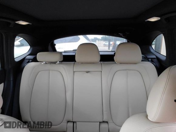 2016 BMW X1 xDrive28i z VIN WBXHT3C33G5E54568, wystawiony jako Copart lot #55316805 z przebiegiem 159 232 mil mil oraz Szkoda całkowita • Salvage title. Historia ofert i sprzedaży dostępna na DreamBid. Obrazek 10.