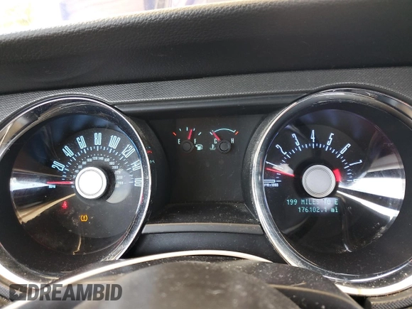 2012 Ford Mustang Premium с VIN 1ZVBP8AMXC5255571, выставлен на аукционе Copart как лот 61208395 с пробегом 176 102 миль миль и Списание • Salvage title. История ставок и продаж доступна на DreamBid. Изображение 9.