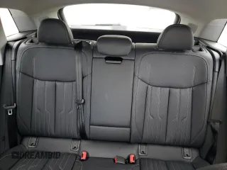 2021 Audi e-tron Prestige z VIN WA1VABGE0MB004327, wystawiony jako Copart lot #51814545 z przebiegiem 16 460 mil mil oraz Szkoda całkowita • Salvage title. Historia ofert i sprzedaży dostępna na DreamBid. Obrazek 10.