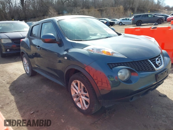 2014 Nissan Juke S with VIN JN8AF5MV2ET480025, listed as a IAAI auction lot 41777772 with 152,535 mi miles. Bid and sale history available at carsss.com. Image 1.