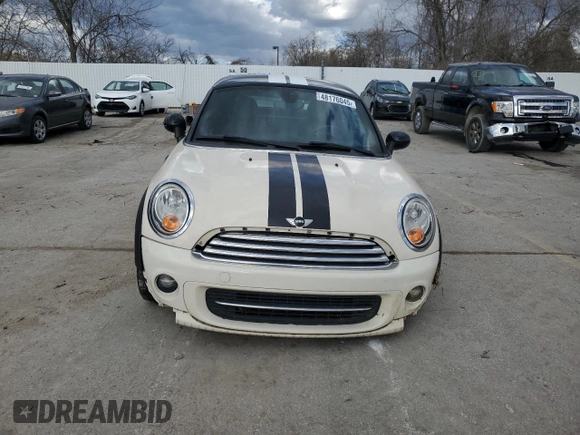 2013 MINI Coupe z VIN WMWSX1C56DT507407, wystawiony jako Copart lot #48176045 z przebiegiem 110 616 mil mil oraz Szkody całkowita. Historia ofert i sprzedaży dostępna na DreamBid. Obrazek 5.