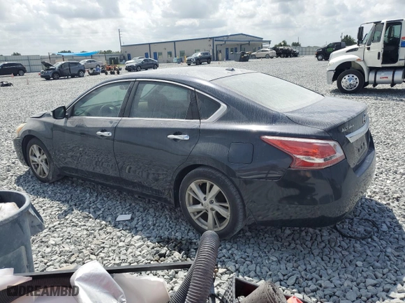 2013 Nissan Altima 2.5 SL with VIN 1N4AL3APXDC904778, listed as a Copart auction lot 52152995 with 146,735 mi miles and Salvage Title. Bid and sale history available at carsss.com. Image 2.
