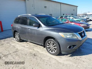 2014 Nissan Pathfinder SL with VIN 5N1AR2MN1EC637623, listed as a IAAI auction lot 41428990 with 227,301 mi miles and . Bid and sale history available at DreamBid. Image 1.