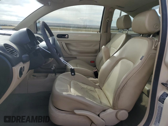 2006 Volkswagen Beetle с VIN 3VWRW31C56M411980, выставлен на аукционе Copart как лот 51866035 с пробегом 167 541 миль миль и Списание • Salvage title. История ставок и продаж доступна на DreamBid. Изображение 7.