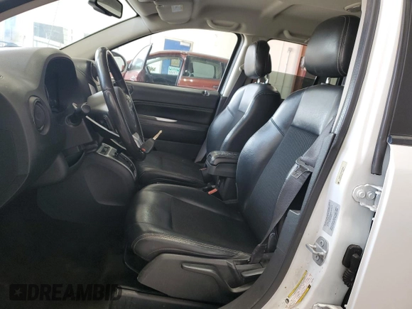 2016 Jeep Compass Latitude с VIN 1C4NJCEA8GD614948, выставлен на аукционе Copart как лот 53073365 с пробегом 147 545 миль миль и На запчасти • Non repairable. История ставок и продаж доступна на DreamBid. Изображение 7.