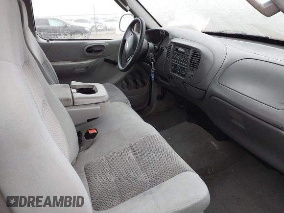 2003 Ford F-150 XL with VIN 1FTRF17243NA16406, listed as a IAAI auction lot 41118914 with 271,981 mi miles and . Bid and sale history available at DreamBid. Image 5.