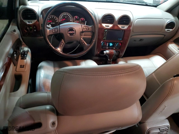 2005 GMC Envoy SLE with VIN 1GKDS13S252229262, listed as a Copart auction lot 51214685 with 117,256 mi miles and Salvage Title. Bid and sale history available at carsss.com. Image 8.