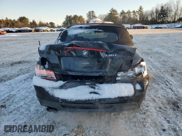 2010 BMW 1 Series 135i with VIN WBAUN9C53AVK41552, listed as a Copart auction lot 42083115 with 114,417 mi miles and Clean Title. Bid and sale history available at carsss.com. Image 6.