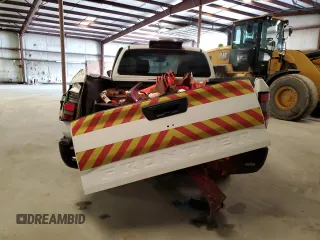 2024 Nissan Frontier S z VIN 1N6ED1CL3RN654025, wystawiony jako Copart lot #58510495 z przebiegiem 8 665 mil mil oraz Czysty tytuł • Clean title. Historia ofert i sprzedaży dostępna na DreamBid. Obrazek 6.