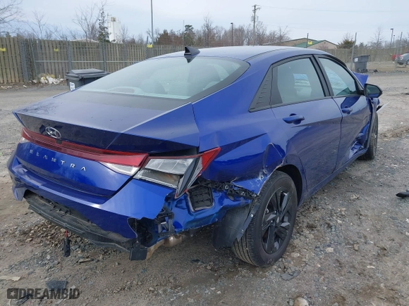 2023 Hyundai Elantra SEL with VIN KMHLM4AG7PU478404, listed as a IAAI auction lot 41737112 with 52,562 mi miles. Bid and sale history available at carsss.com. Image 4.
