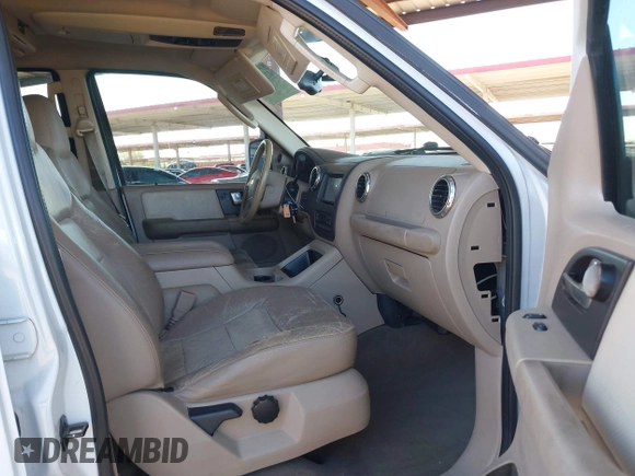 2003 Ford Expedition Eddie Bauer with VIN 1FMPU17L53LC44847, listed as a IAAI auction lot 42255280 with 275,188 mi miles and . Bid and sale history available at DreamBid. Image 5.