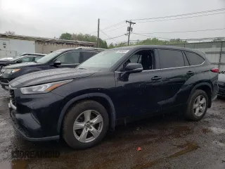 2020 Toyota Highlander L with VIN 5TDCZRBH2LS037465, listed as a Copart auction lot 55826835 with 104,868 mi miles and Salvage title. Bid and sale history available at DreamBid. Image 1.