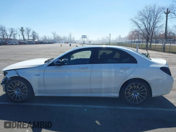 2016 Mercedes-Benz C 450 AMG with VIN 55SWF6EB4GU124515, listed as a IAAI auction lot 41830424 with 92,704 mi miles and . Bid and sale history available at DreamBid. Image 14.