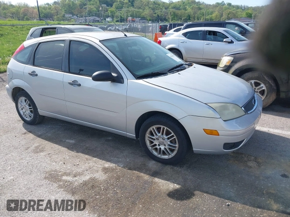 2006 Ford Focus S z VIN 1FAHP37N46W190690, wystawiony jako IAAI lot #42104962 z przebiegiem 159 875 mil mil oraz . Historia ofert i sprzedaży dostępna na DreamBid. Obrazek 1.